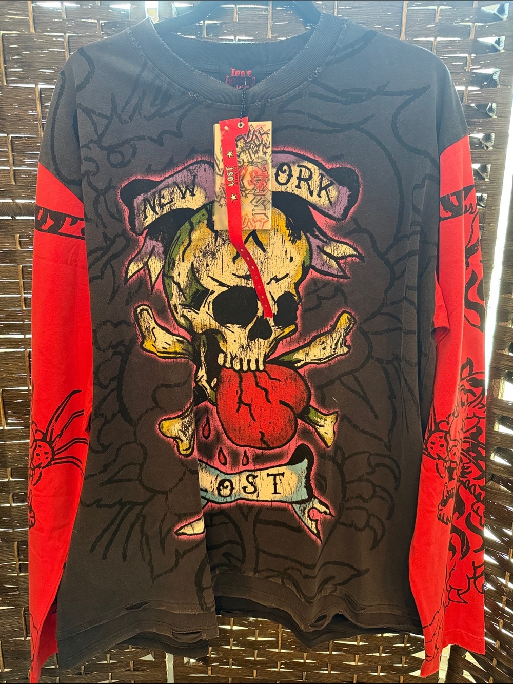 NWT SZ L Lost Intricacy Ed Hardy 3 Long Sleeve